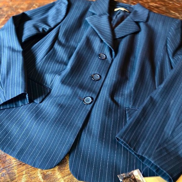 Alex Marie Casey Suit Jacket Navy Stripe 18W - Picture 2 of 13